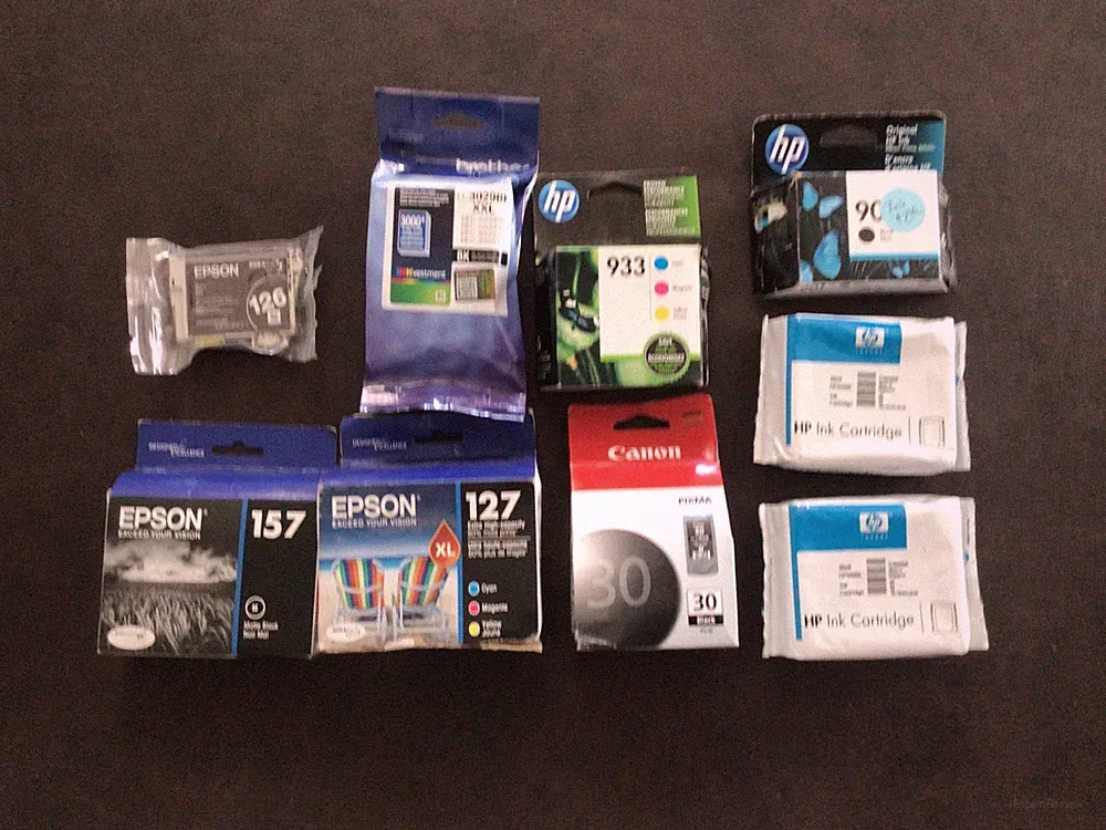 ASSORTED PRINTER INK CARTRIDGES *SEE DESCRIPTION*